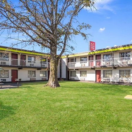 Econo Lodge Inn & Suites Terre Haute Exterior foto